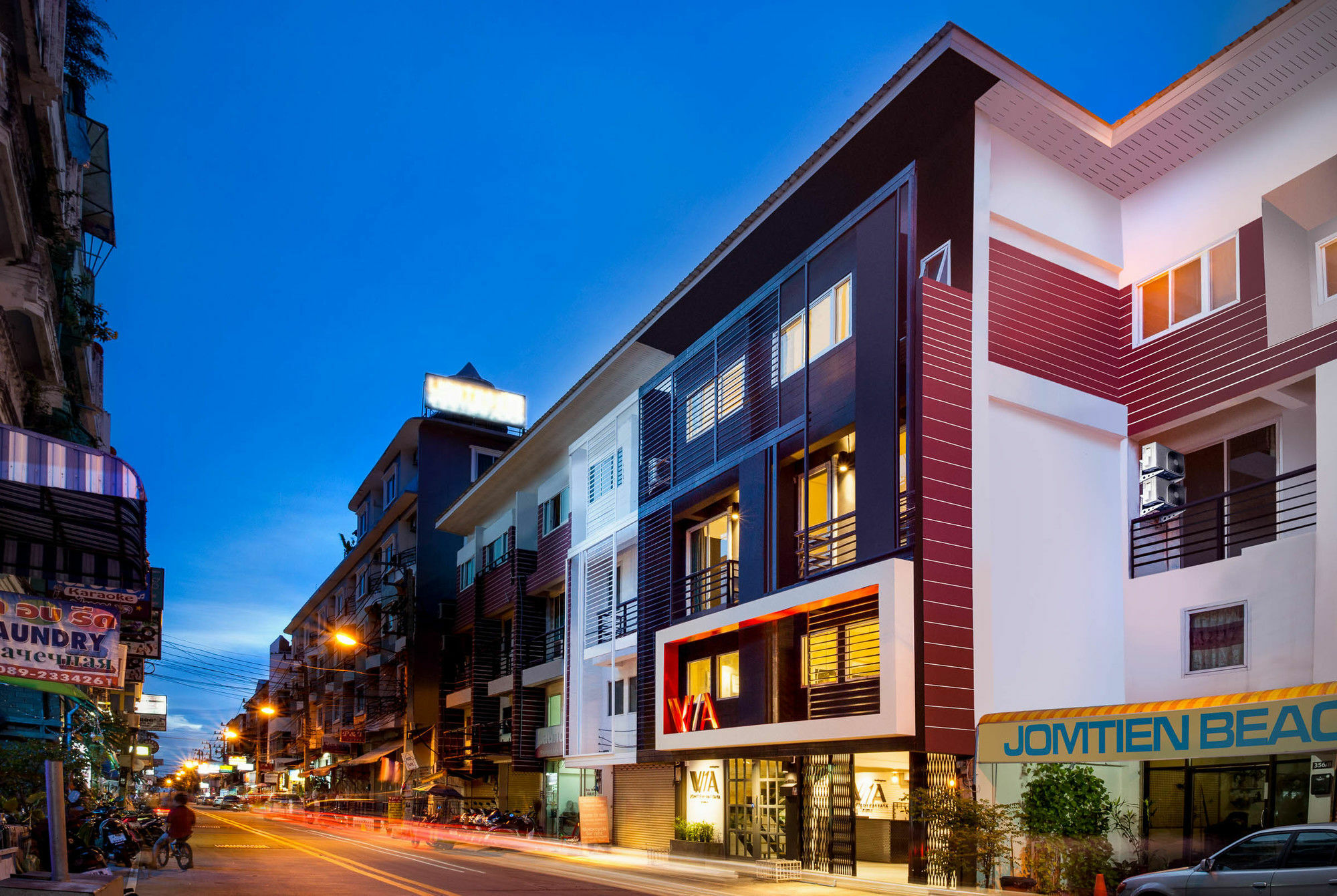 W1A Jomtien Hotel Exterior photo