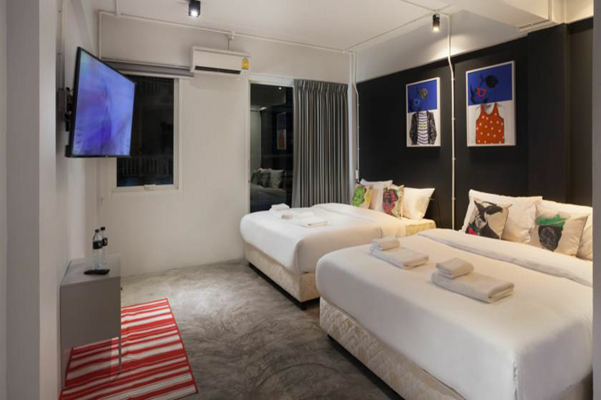 W1A Jomtien Hotel Exterior photo
